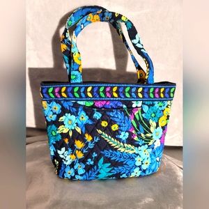 👜 Vera Bradley Bag